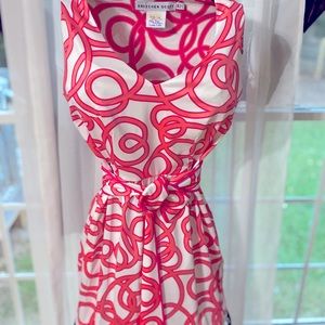 New. Stunning.. Gretchen Scott dress. Knee length. Pink & White Pattern. Size XS
